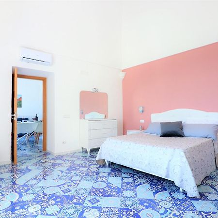 Mary'S Apartments - De Vivo Realty Massa Lubrense Eksteriør bilde