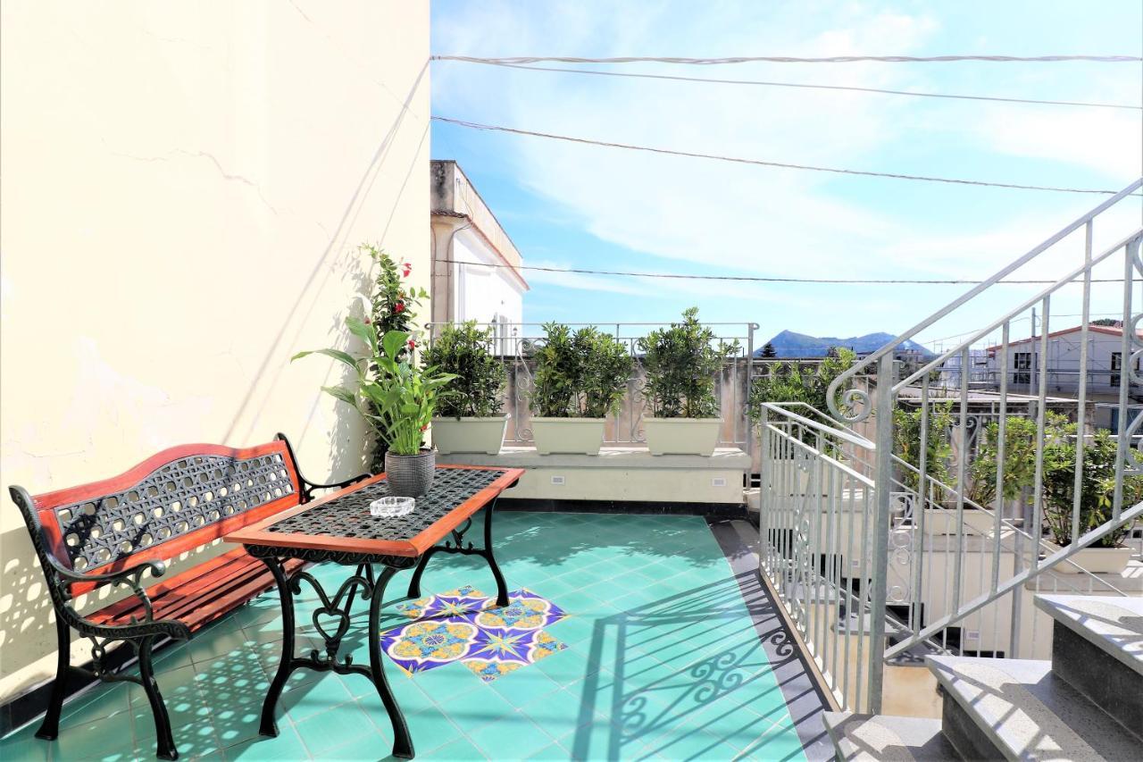 Mary'S Apartments - De Vivo Realty Massa Lubrense Eksteriør bilde