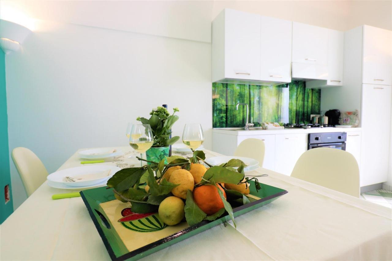 Mary'S Apartments - De Vivo Realty Massa Lubrense Eksteriør bilde