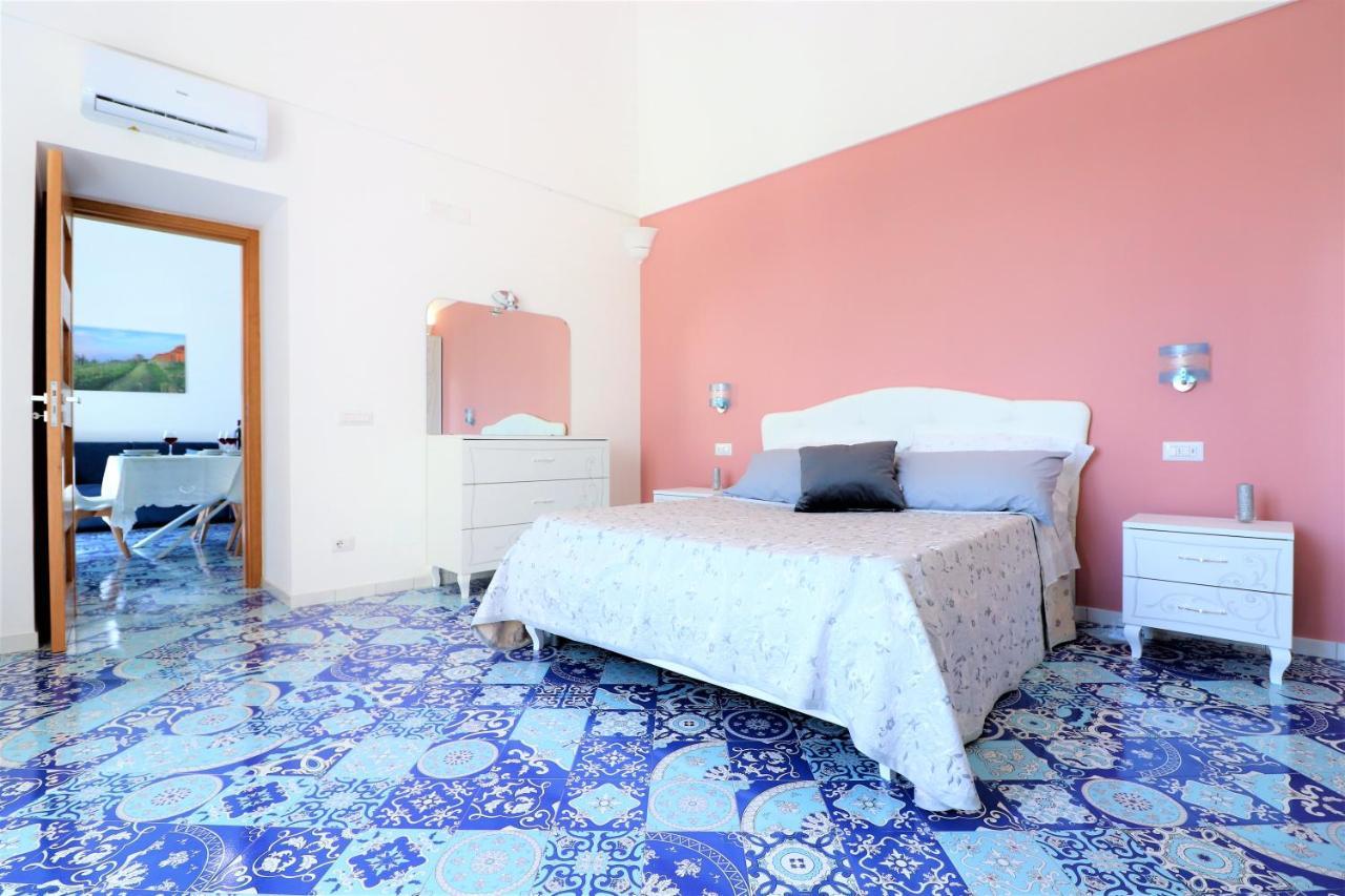 Mary'S Apartments - De Vivo Realty Massa Lubrense Eksteriør bilde