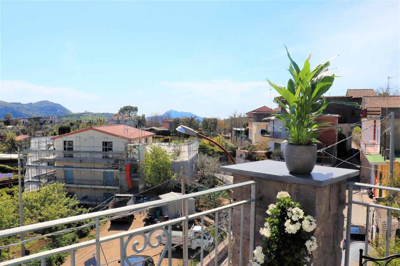 Mary'S Apartments - De Vivo Realty Massa Lubrense Eksteriør bilde